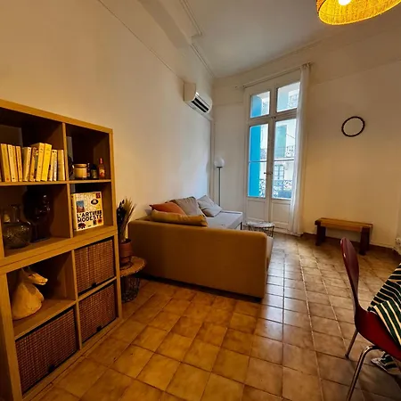 Charming In Center With Wifi And Air Conditioning