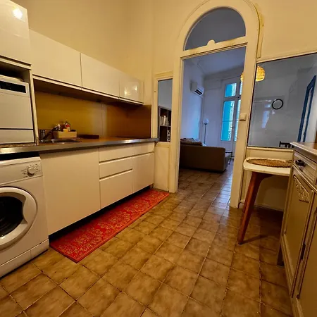 Apartment Charming In Center With Wifi And Air Conditioning *