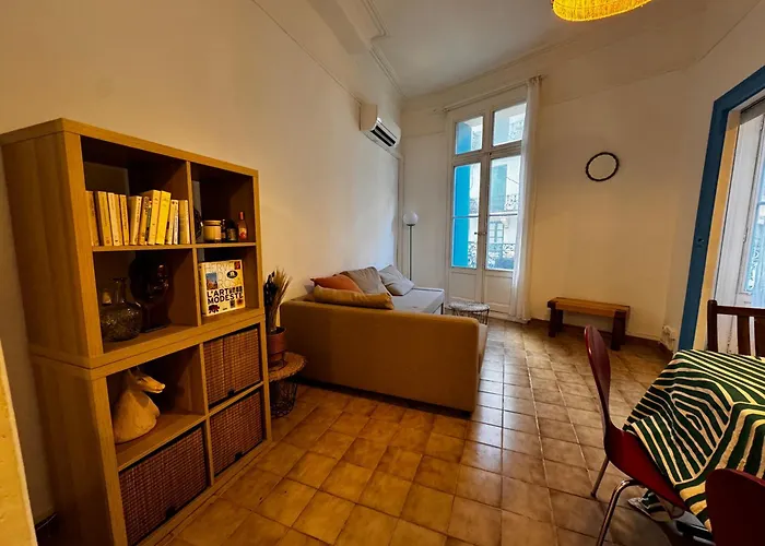 Charming In Center With Wifi And Air Conditioning
