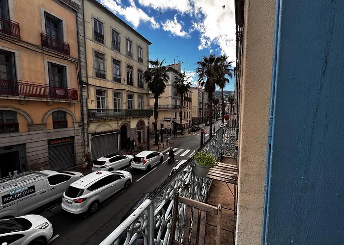 Charming In Center With Wifi And Air Conditioning
