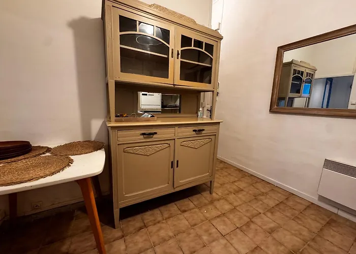 Charming In Center With Wifi And Air Conditioning