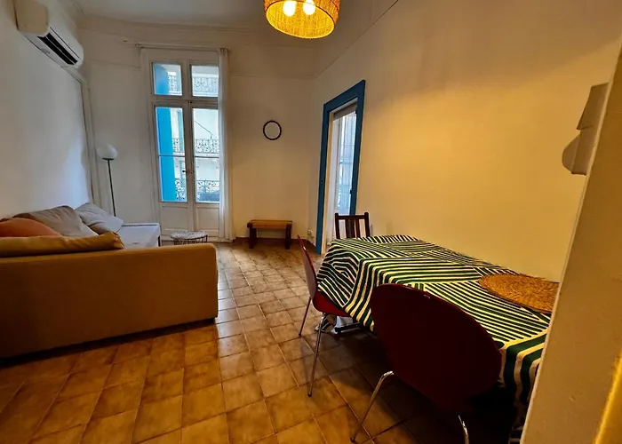 Charming In Center With Wifi And Air Conditioning
