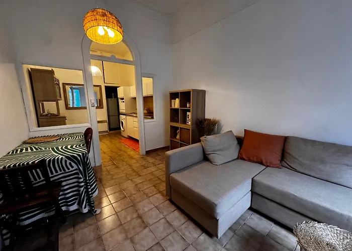 Charming In Center With Wifi And Air Conditioning アパート セット