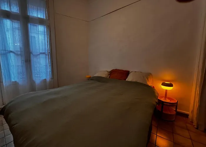 Charming In Center With Wifi And Air Conditioning * セット